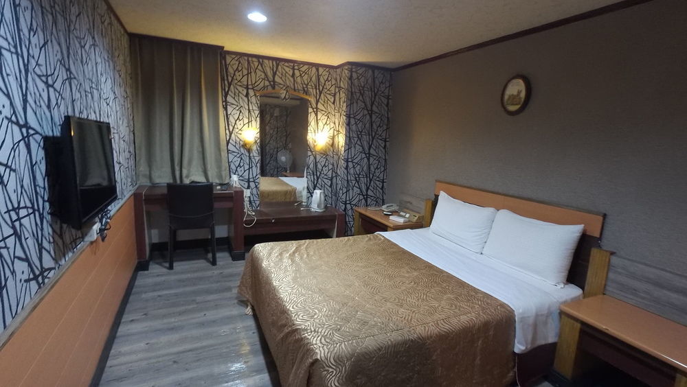 中坜 上海商务旅馆酒店 外观 照片